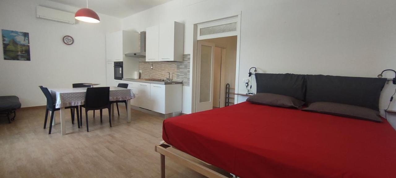 Willa Casa Vacanze Lucilla Cecina  Zewnętrze zdjęcie