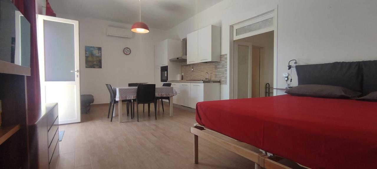 Willa Casa Vacanze Lucilla Cecina  Zewnętrze zdjęcie